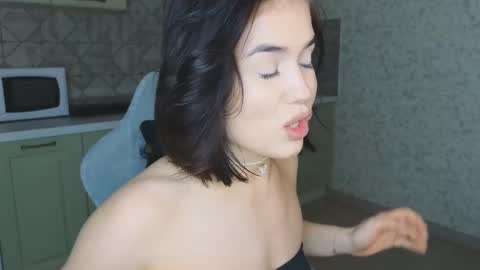 Mia online show from 18, 2, 2025