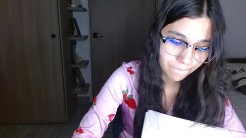 Mia online show from 26, 3, 2026