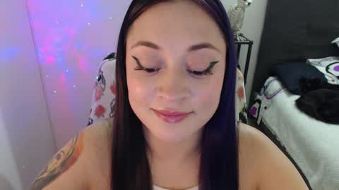 mia online show from 5, 2, 2025