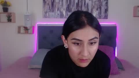 M I A  A Y R A online show from 5, 11, 2025