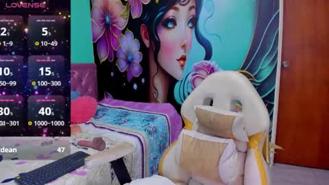 Mia online show from 10, 2, 2025