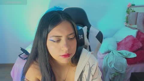 Snapshot of mia_bnnyy chatting on 30, 10, 2025 mia_bnnyy online show from 30, 10, 2025