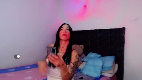 mia_bunny69 online show from 27, 9, 2025