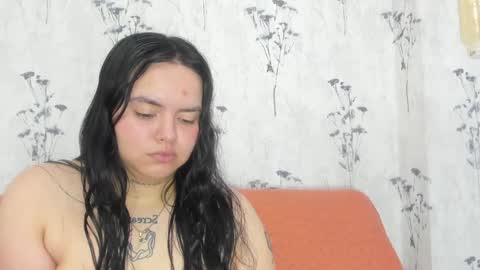 Snapshot of mia_candy_0 chatting on 11, 1, 2025 Mia online show from 11, 1, 2025