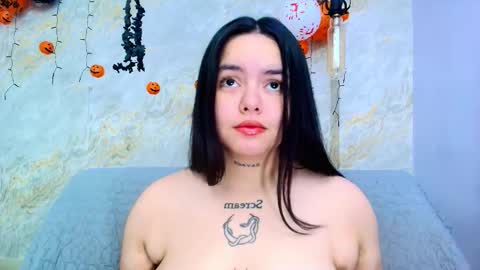Snapshot of mia_candy_0 chatting on 10, 11, 2025 Mia online show from 10, 11, 2025
