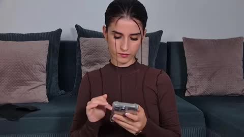 Freya Allen online show from 14, 11, 2025