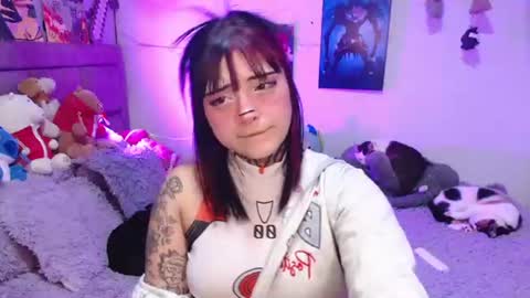 Snapshot of mia_cat05 chatting on 11, 7, 2026 Mia online show from 11, 7, 2026