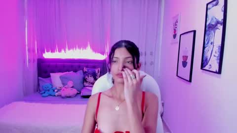 Snapshot of mia_clay1 chatting on 22, 11, 2025 Mia online show from 22, 11, 2025