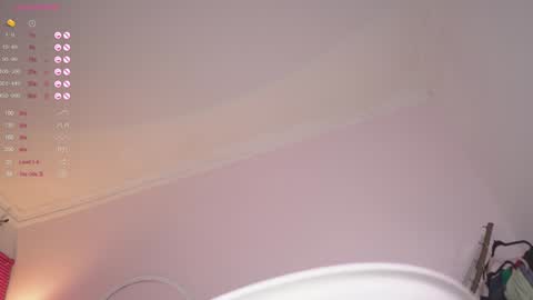 Snapshot of mia_coliin chatting on 14, 1, 2025 Anna online show from 14, 1, 2025