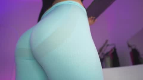 Snapshot of mia_coliin chatting on 12, 2, 2025 Anna online show from 12, 2, 2025