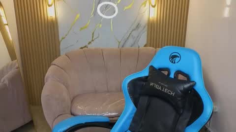 Snapshot of mia_collins_b chatting on 29, 11, 2025 mia_collins_b online show from 29, 11, 2025