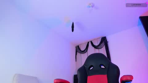 Mia online show from 5, 2, 2025