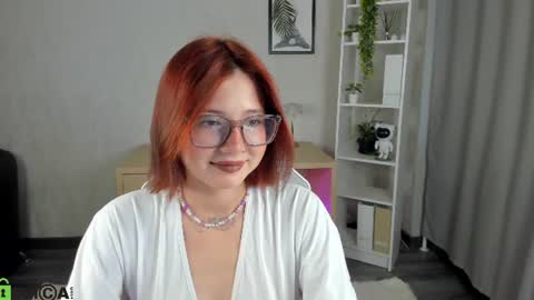 Snapshot of mia_e1fie chatting on 22, 6, 2026 mia_e1fie online show from 22, 6, 2026