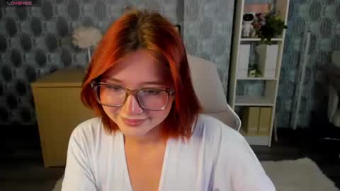 Snapshot of mia_e1fie chatting on 3, 8, 2026 mia_e1fie online show from 3, 8, 2026