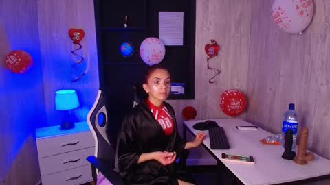 Snapshot of mia_esposito2 chatting on 23, 9, 2025 mia_esposito2 online show from 23, 9, 2025