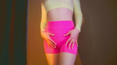 Snapshot of mia_fleur_ chatting on 6, 12, 2024 Mia online show from 6, 12, 2024