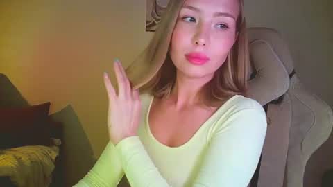 Mia online show from 17, 6, 2026