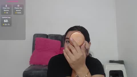 M I A online show from 15, 11, 2025