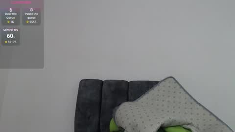 M I A online show from 17, 11, 2025