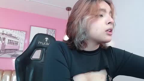 Mia online show from 23, 10, 2025