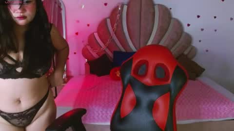 Snapshot of mia_fox666 chatting on 27, 4, 2026 mia online show from 27, 4, 2026