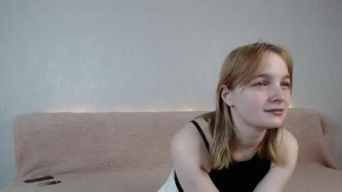 Snapshot of mia_foxie chatting on 15, 1, 2026 Mia online show from 15, 1, 2026