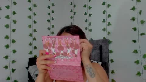 MIA online show from 18, 4, 2026