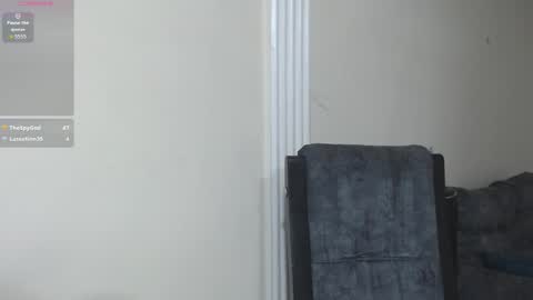 Snapshot of mia_girl07 chatting on 10, 2, 2026 ZOE online show from 10, 2, 2026