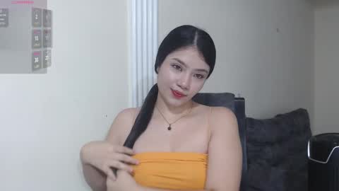 Snapshot of mia_girl07 chatting on 19, 2, 2026 ZOE online show from 19, 2, 2026