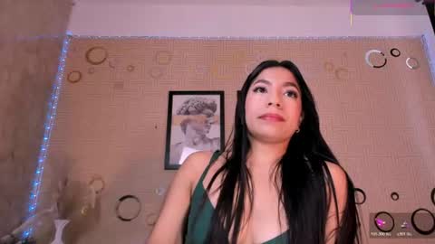 Mia online show from 19, 7, 2026