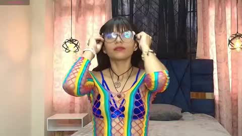 Snapshot of mia_holly__ chatting on 11, 10, 2025 MIA HOLLY online show from 11, 10, 2025
