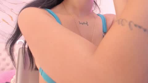    online show from 25, 11, 2025