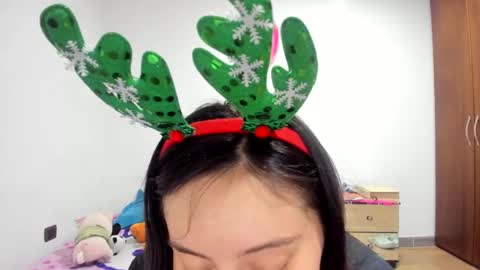 Snapshot of mia_kanee chatting on 7, 12, 2024 mia kaneee online show from 7, 12, 2024