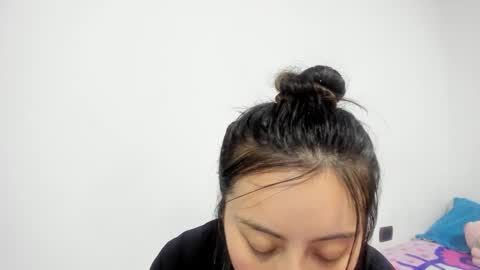 Snapshot of mia_kanee chatting on 12, 12, 2024 mia kaneee online show from 12, 12, 2024