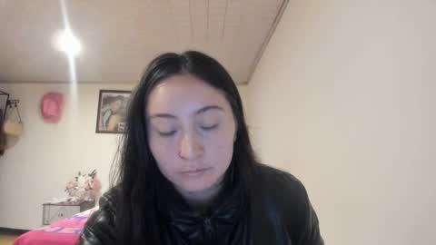 Snapshot of mia_kanee chatting on 18, 9, 2025 mia kaneee online show from 18, 9, 2025