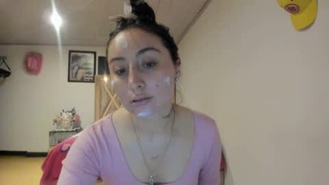 Snapshot of mia_kanee chatting on 7, 10, 2025 mia kaneee online show from 7, 10, 2025
