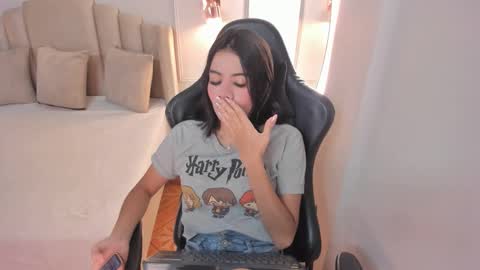 Mia online show from 12, 9, 2025