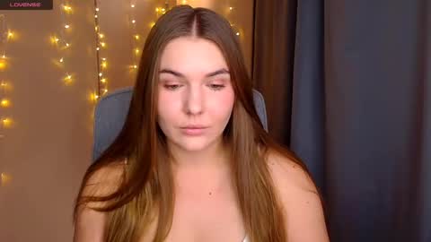 mia_lemm online show from 12, 10, 2025