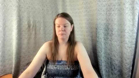 mia_lores online show from 8, 2, 2026