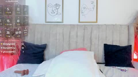 Snapshot of mia_lourence chatting on 11, 5, 2026 Mia online show from 11, 5, 2026