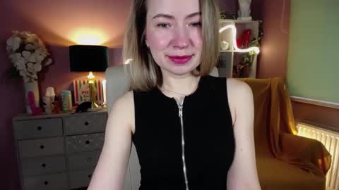 Mia online show from 9, 2, 2025