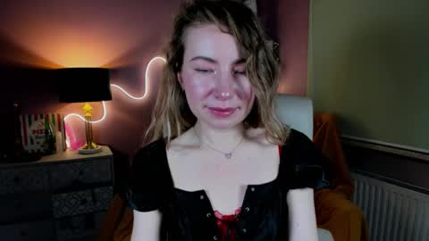 Mia online show from 30, 11, 2025