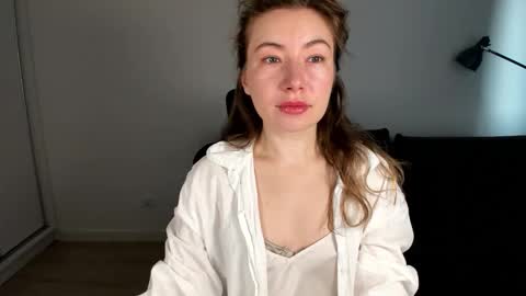 Mia online show from 16, 2, 2026