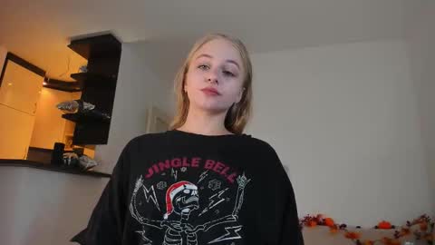 Mia here Appreciate your support online show from 17, 9, 2025