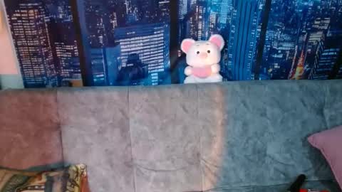 Snapshot of mia_peyton chatting on 28, 4, 2026 Mia online show from 28, 4, 2026