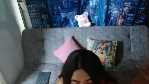 Snapshot of mia_peyton chatting on 16, 6, 2026 Mia online show from 16, 6, 2026