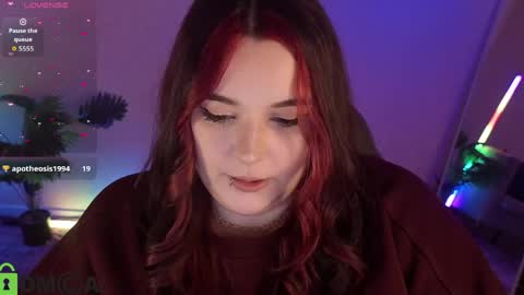 Mia online show from 9, 4, 2026