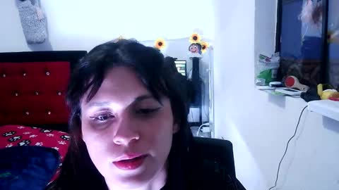 mia_robeerts online show from 6, 3, 2026