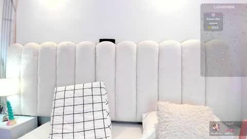 Mia online show from 18, 2, 2025