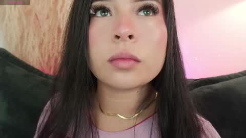 Mia online show from 7, 6, 2026